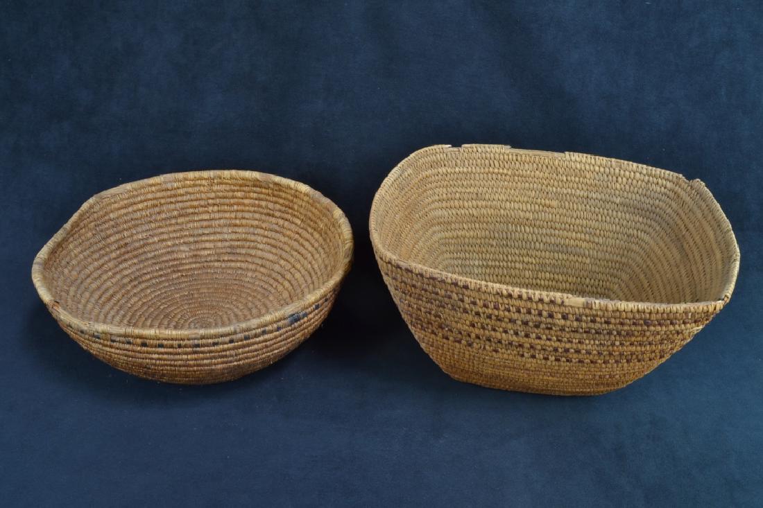 2 ANTIQUE NATIVE AMERICAN INDIAN BASKETS (1 of 8)