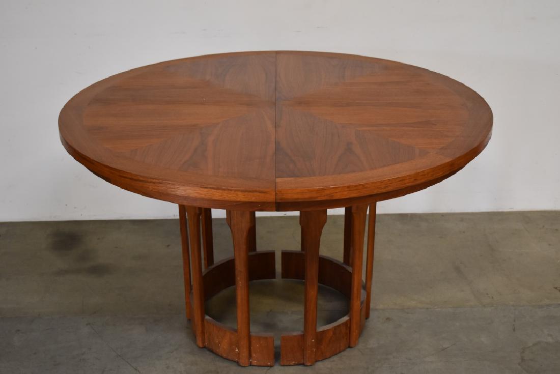 JOHN KEAL FOR BROWN SALTMAN DINING TABLE: 48" ROUND--HAS 2 LEAVES