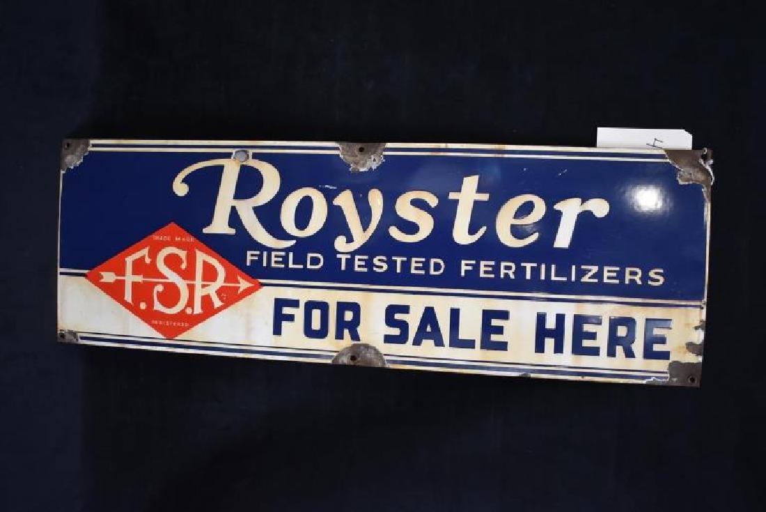 ROYSTER FIELD TESTED FERTILIZERS SSP SIGN (1 of 2)