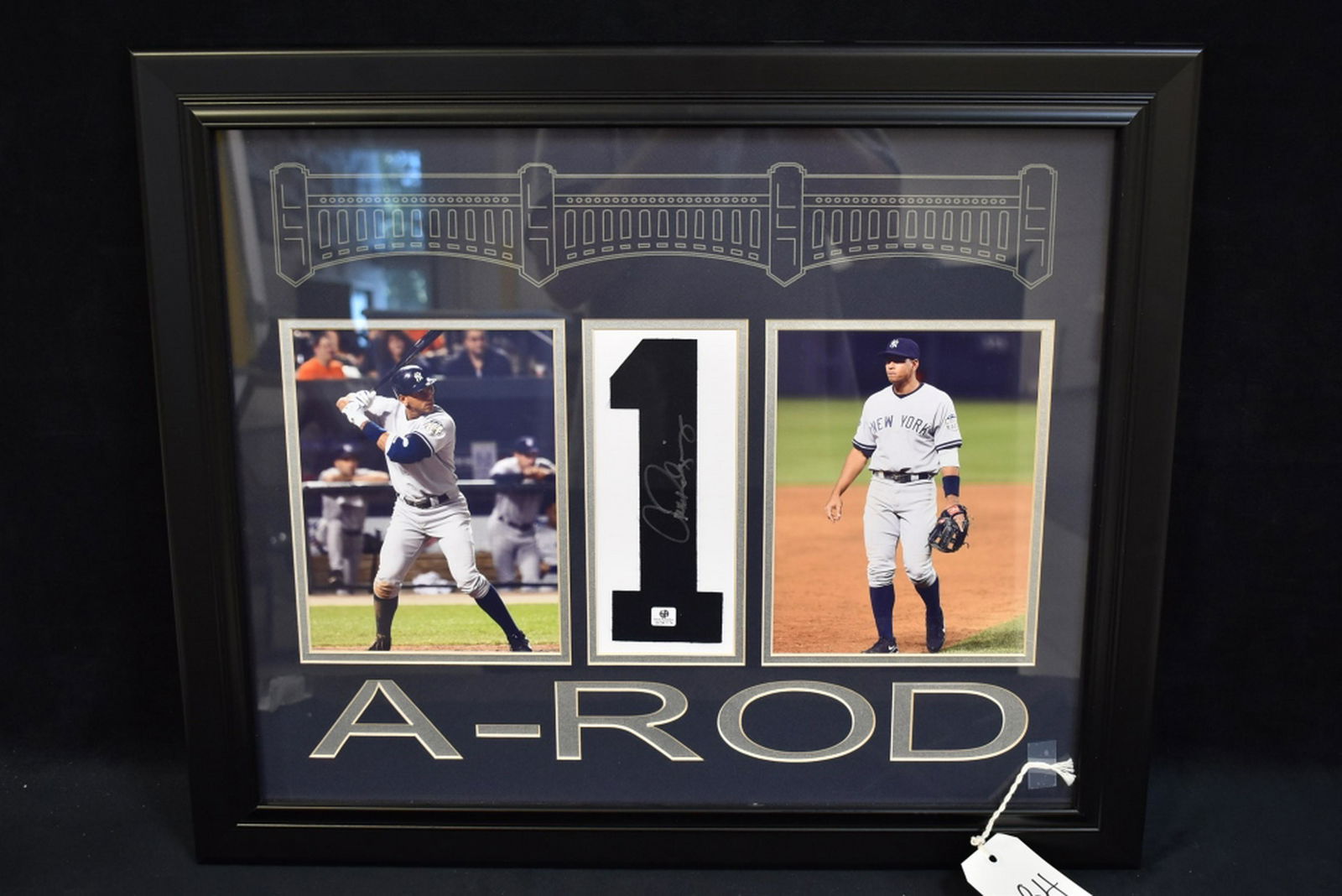 SIGNED A-ROD FRAMED PICTURE (1 of 3)