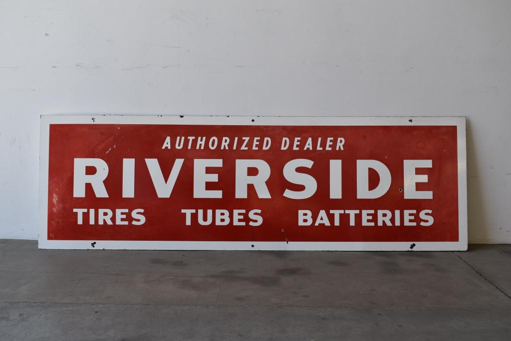 RIVERSIDE TIRES TUBES BATTERIES SSP SIGN (1 of 2)
