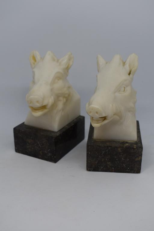 PR MARBLE BOARS' HEAD BOOKENDS (1 of 2)