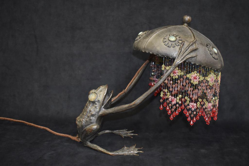 RARE AUSTRIAN BRONZE FROG LAMP (1 of 5)