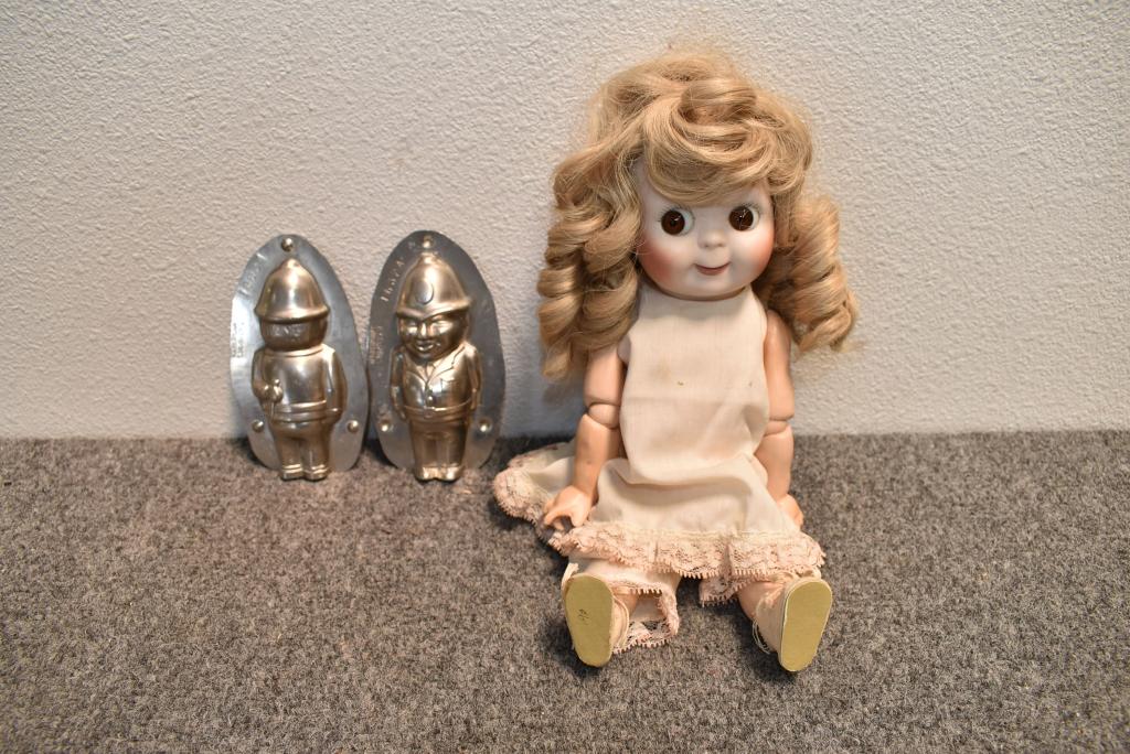 GERMAN GOOGLY EYE PORCELAIN HEAD DOLL & MOLD (1 of 1)