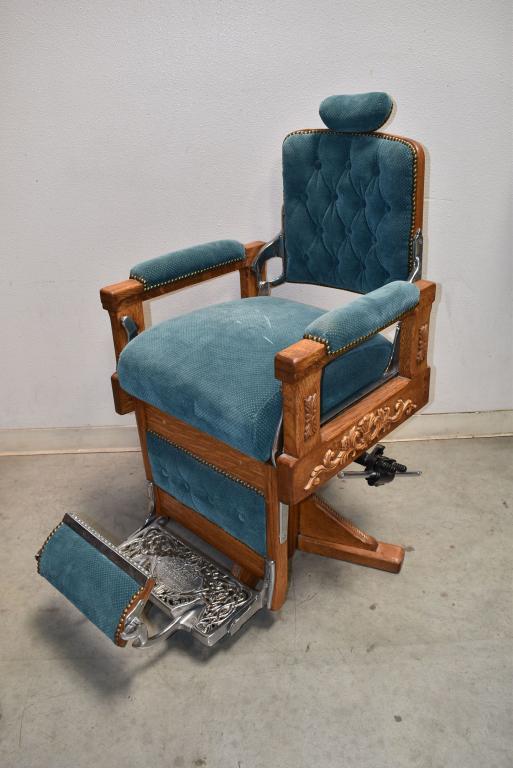 ANTIQUE KOKEN AM. OAK BARBER CHAIR (1 of 3)