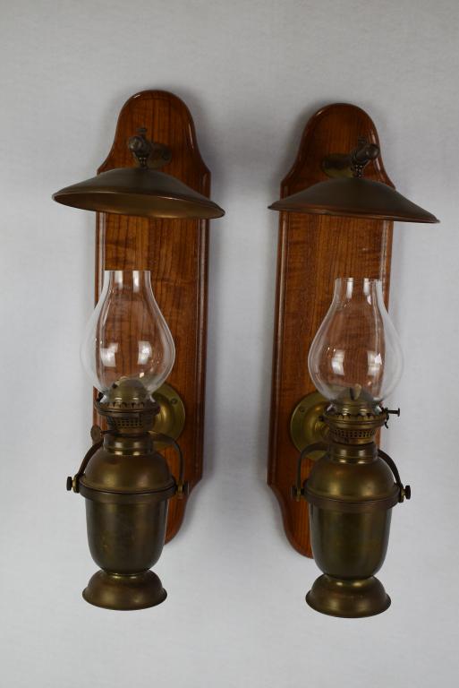 PR. BRASS SWIVEL SHIPS LANTERNS (1 of 5)