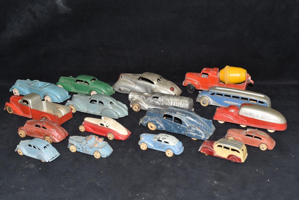 LOT OF ANTIQUE TOY CARS & TRUCKS INCL.: TOOTSIETOY (1 of 1)