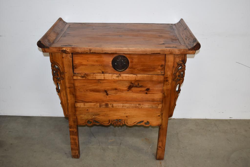 CHINESE 1 DRAWER ALTAR TABLE (1 of 2)