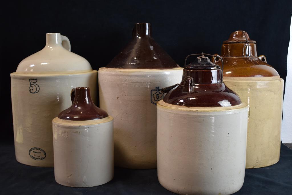 3 POTTERY JUGS & 2 LIDDED CROCKS (1 of 6)