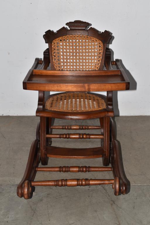 VICTORIAN CHILDS HIGHCHAIR (NOT WORKING) (1 of 2)