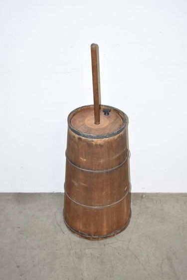 For Auction Antique Wooden Butter Churn 0168 On Jul 25 2020 Redlands Antique Auction In Ca