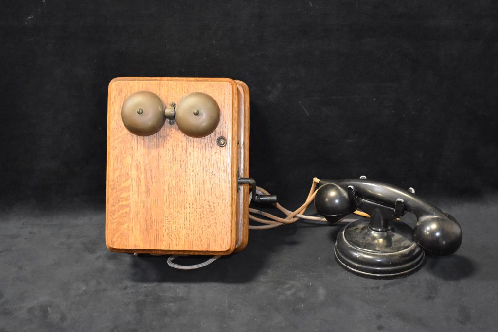 1940'S BLACK TELEPHONE W/ OAK RINGER BOX (1 of 3)