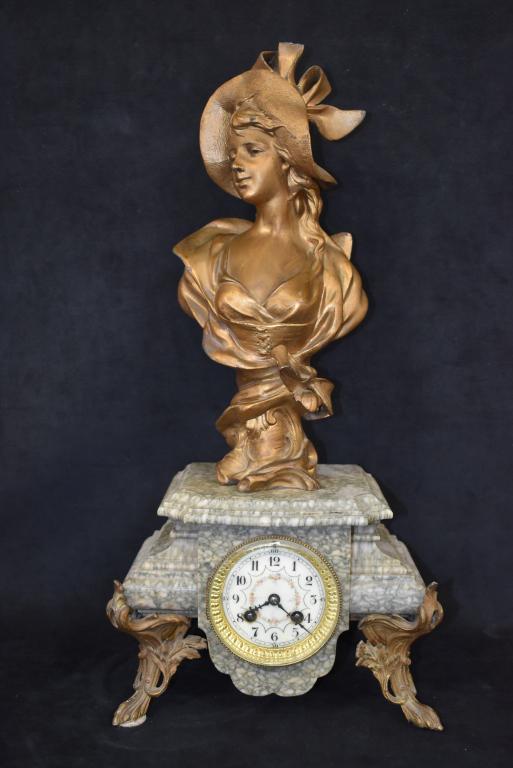 FRENCH MARBLE AND SPELTER MANTLE CLOCK (1 of 3)