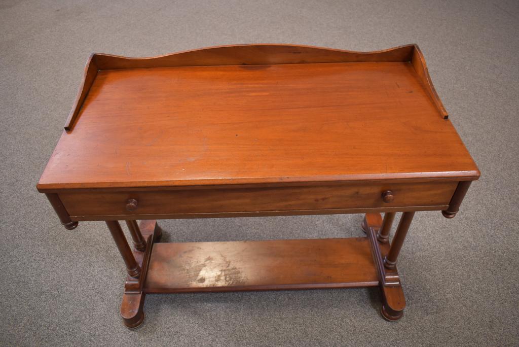 ANTIQUE 1 DRAWER MAHOGANY SERVER (1 of 1)