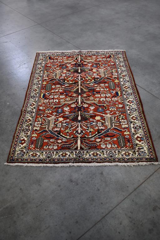 APPPROX. 5'5" X 7'9" HANDMADE PERSIAN WOOL RUG: NICE CLEAN RUG