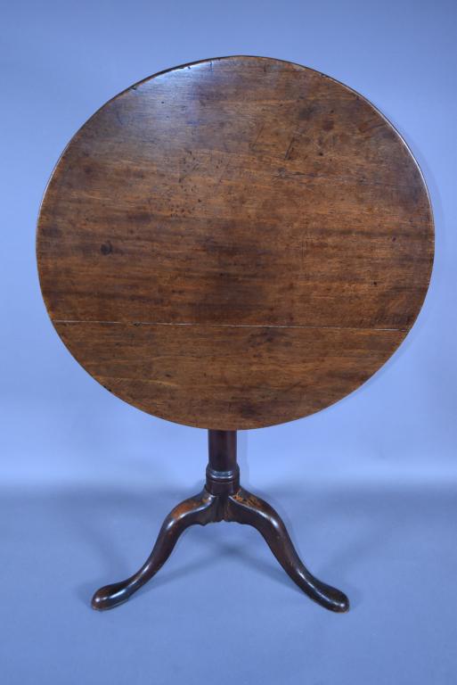 EARLY 1800'S TILT TOP TABLE (1 of 3)