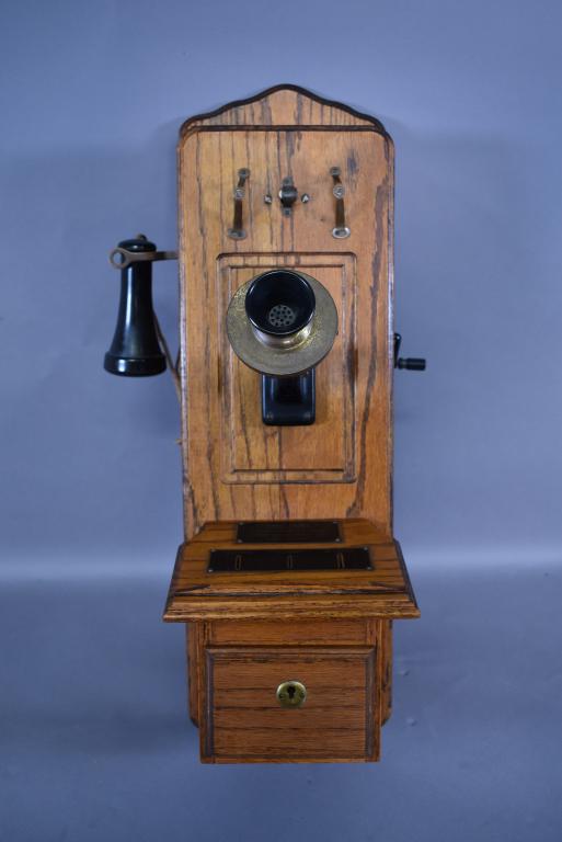 ANTIQUE OAK COIN OPERATED WALL PHONE (1 of 5)