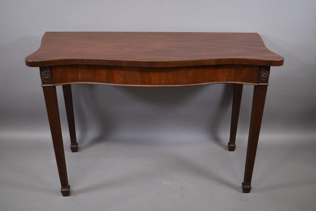 ANTIQUE MAHOGANY CONSOLE OR HALL TABLE (1 of 3)