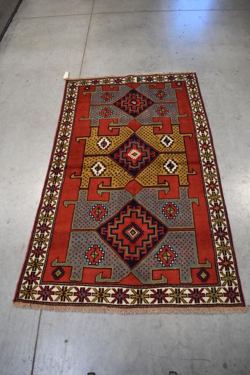 APPROX. 6'7" X 3'11" HANDMADE PERSIAN RUG: NICE CLEAN RUG
