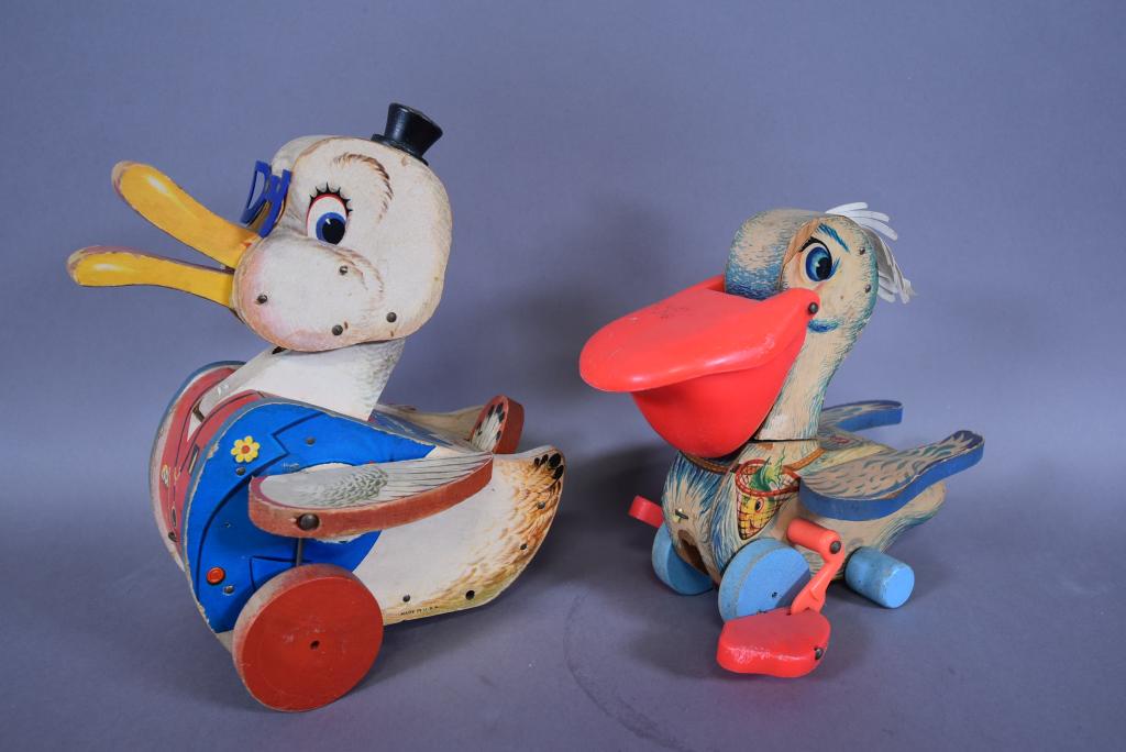 2 VINTAGE FISHER PRICE BIRD PULL TOYS (1 of 2)