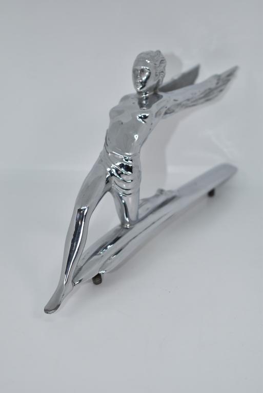 1934-35 BUICK GODDESS HOOD ORNAMENT / MASCOT: SM. CRACK AT FRONT FOOT