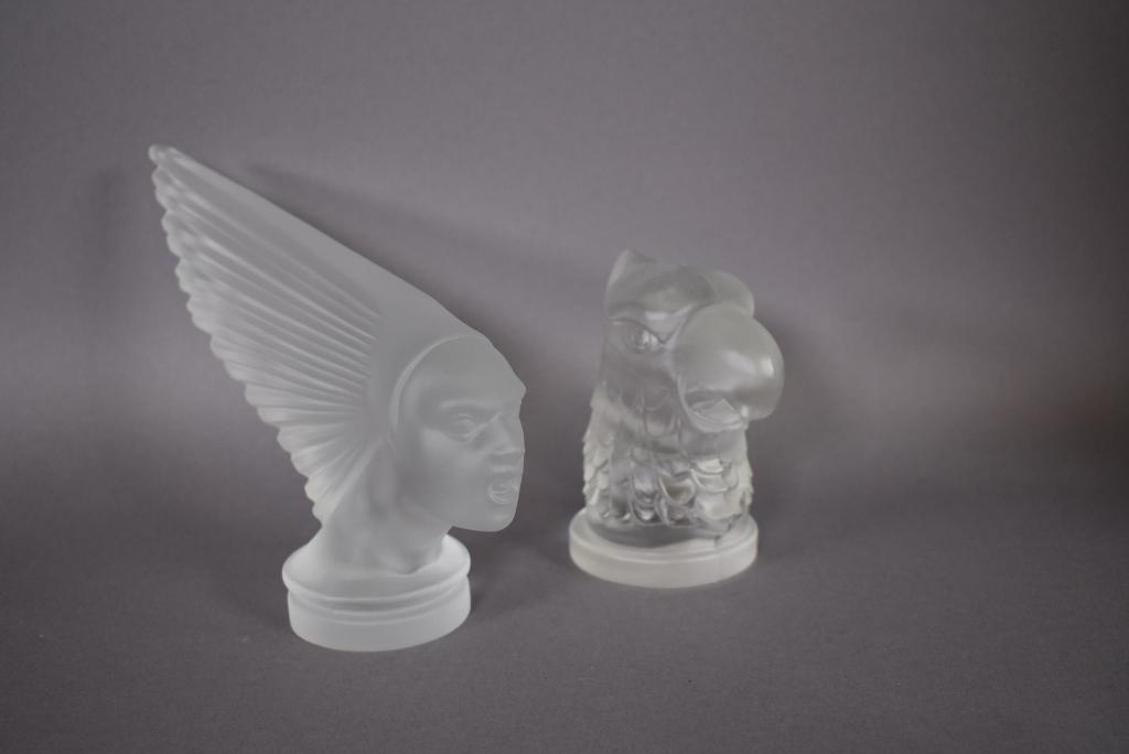 2 LALIQUE STYLE DESK PAPER WEIGHTS (1 of 1)