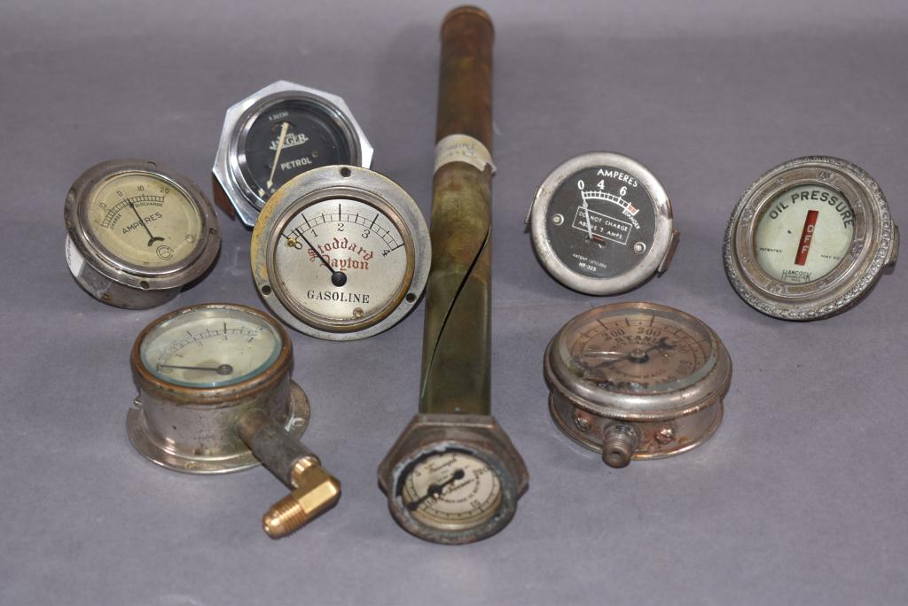 LOT OF 8 AUTOMOBILE GAUGES (1 of 4)