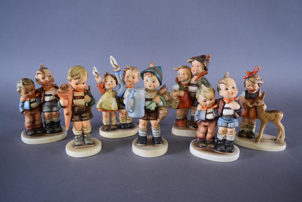 LOT OF 7 HUMMEL FIGURES (1 of 5)