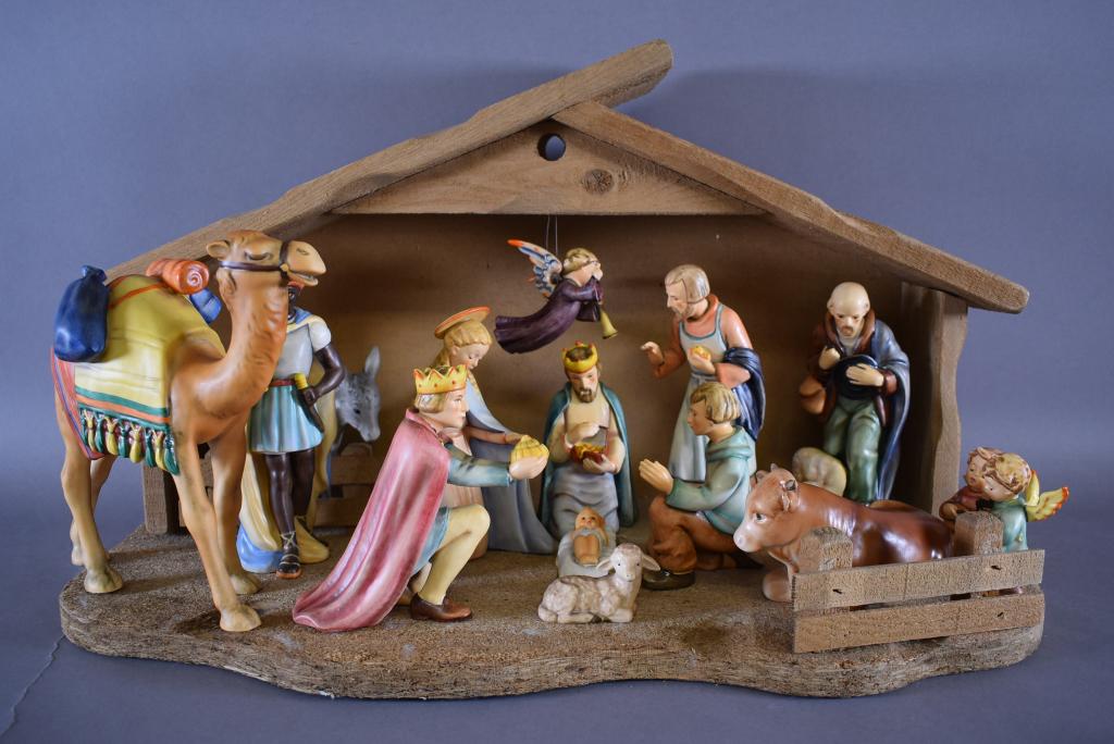 15 PC. HUMMEL FIGURE NATIVITY SET (1 of 2)