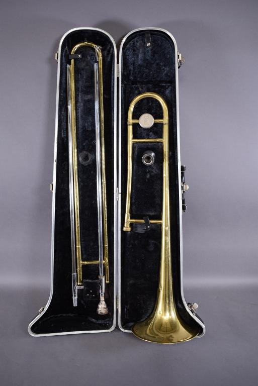 BACH TROMBONE IN CASE (1 of 5)