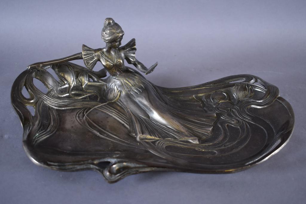 ART NOUVEAU LADY PEWTER TRAY (1 of 2)