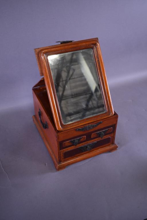 CHINESE TABLE TOP VANITY BOX W/ 3 DRAWERS (1 of 3)