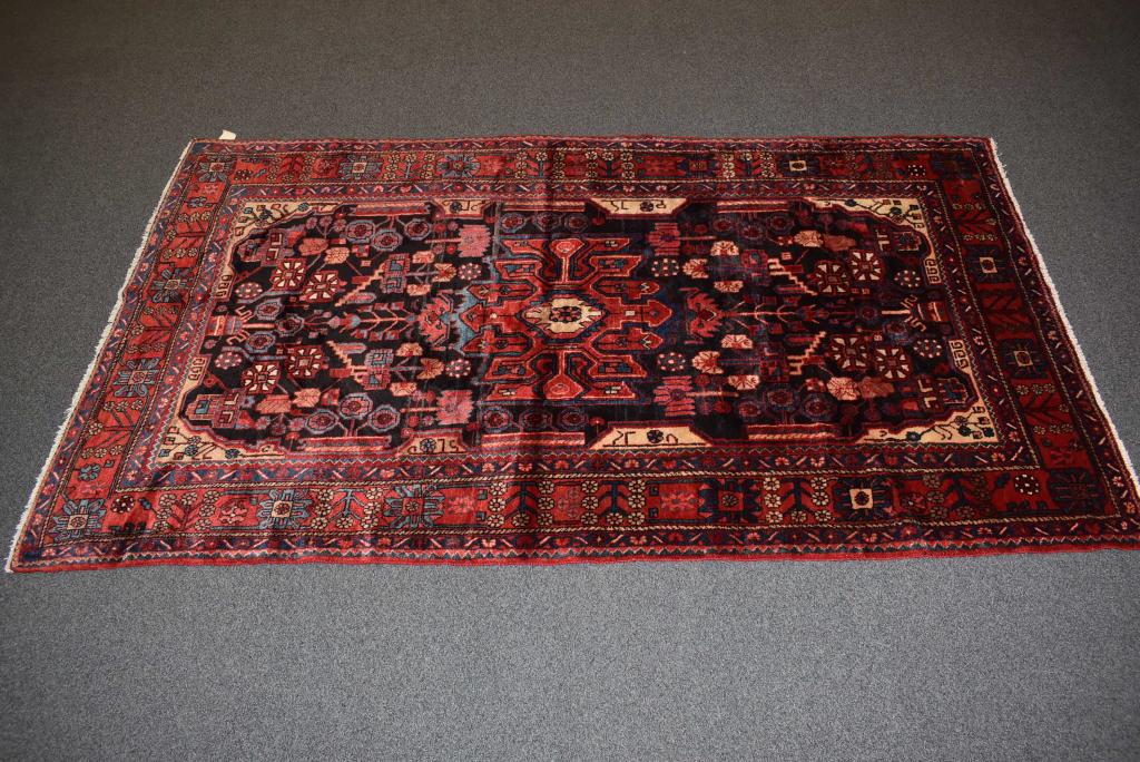 APPROX. 9' 8" X 5' 8" HANDMADE PERSIAN WOOL RUG (1 of 4)