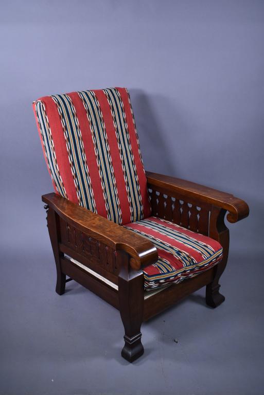 1900'S AMERICAN OAK MORRIS CHAIR (1 of 3)