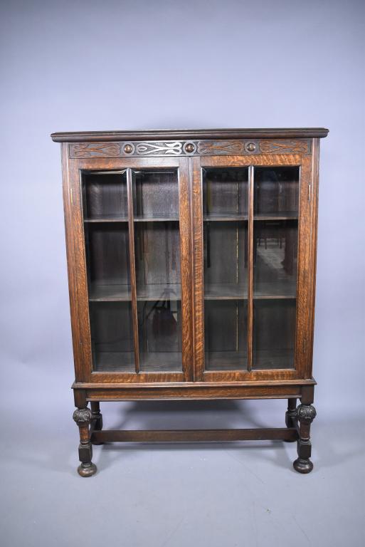 1910'S OAK 2 DOOR BOOKCASE (1 of 4)