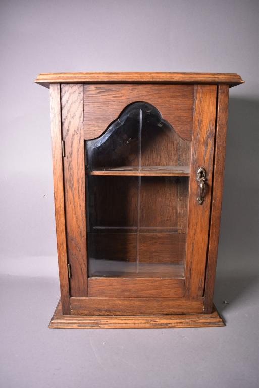 1910'S OAK 1 DOOR HANGING CABINET (1 of 3)