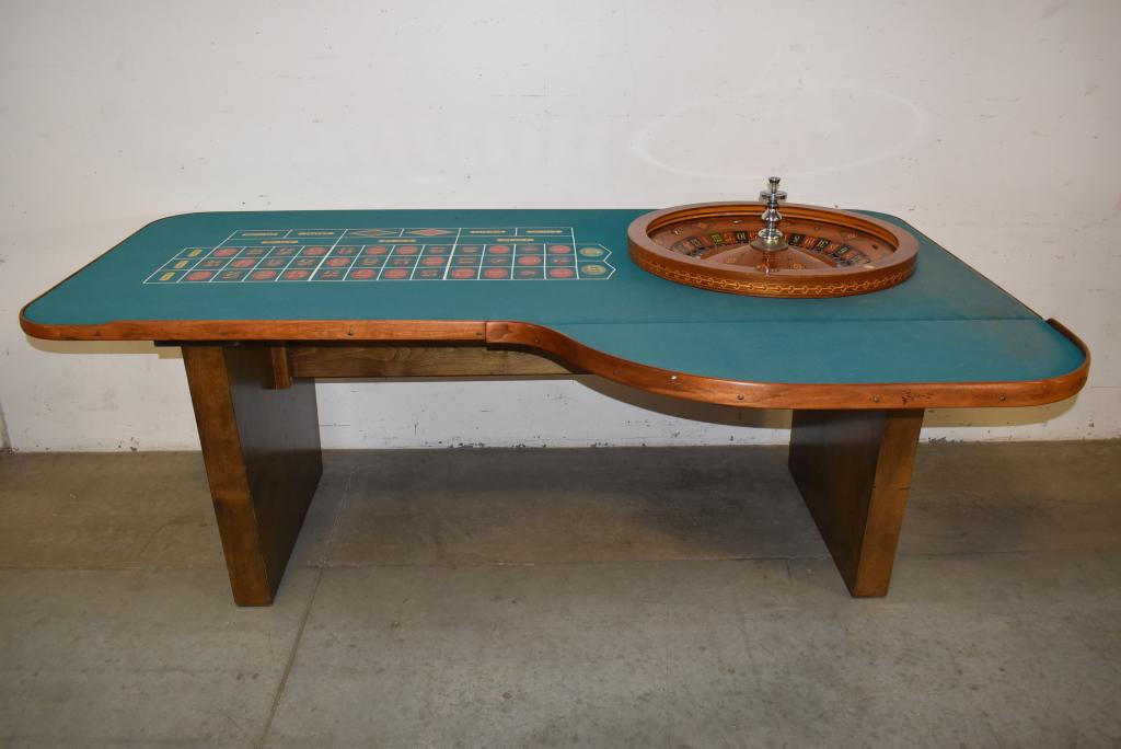TAYLOR & CO. CHICAGO ROULETTE TABLE (1 of 8)