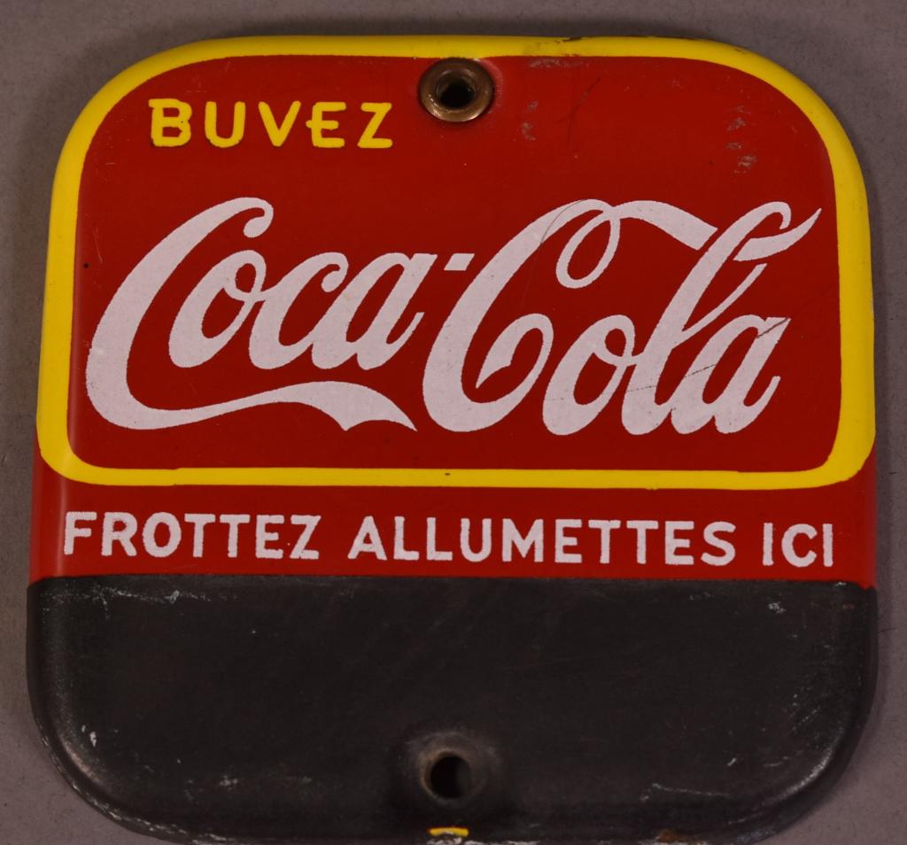Buvez Coca-Cola Porcelain Match Striker (1 of 3)