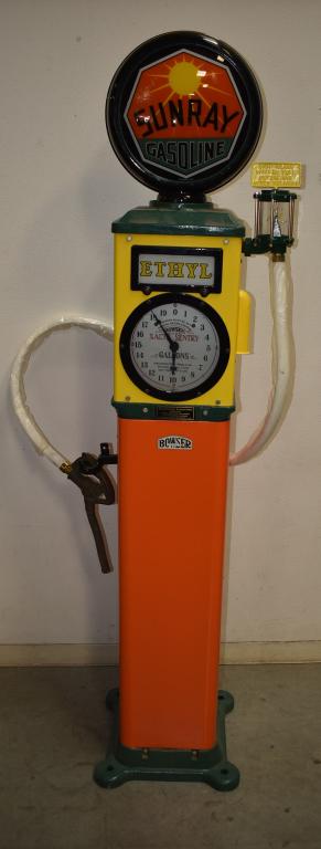 Bowser Model Xacto Sentry Clock Face Gas Pump, Res (1 of 5)