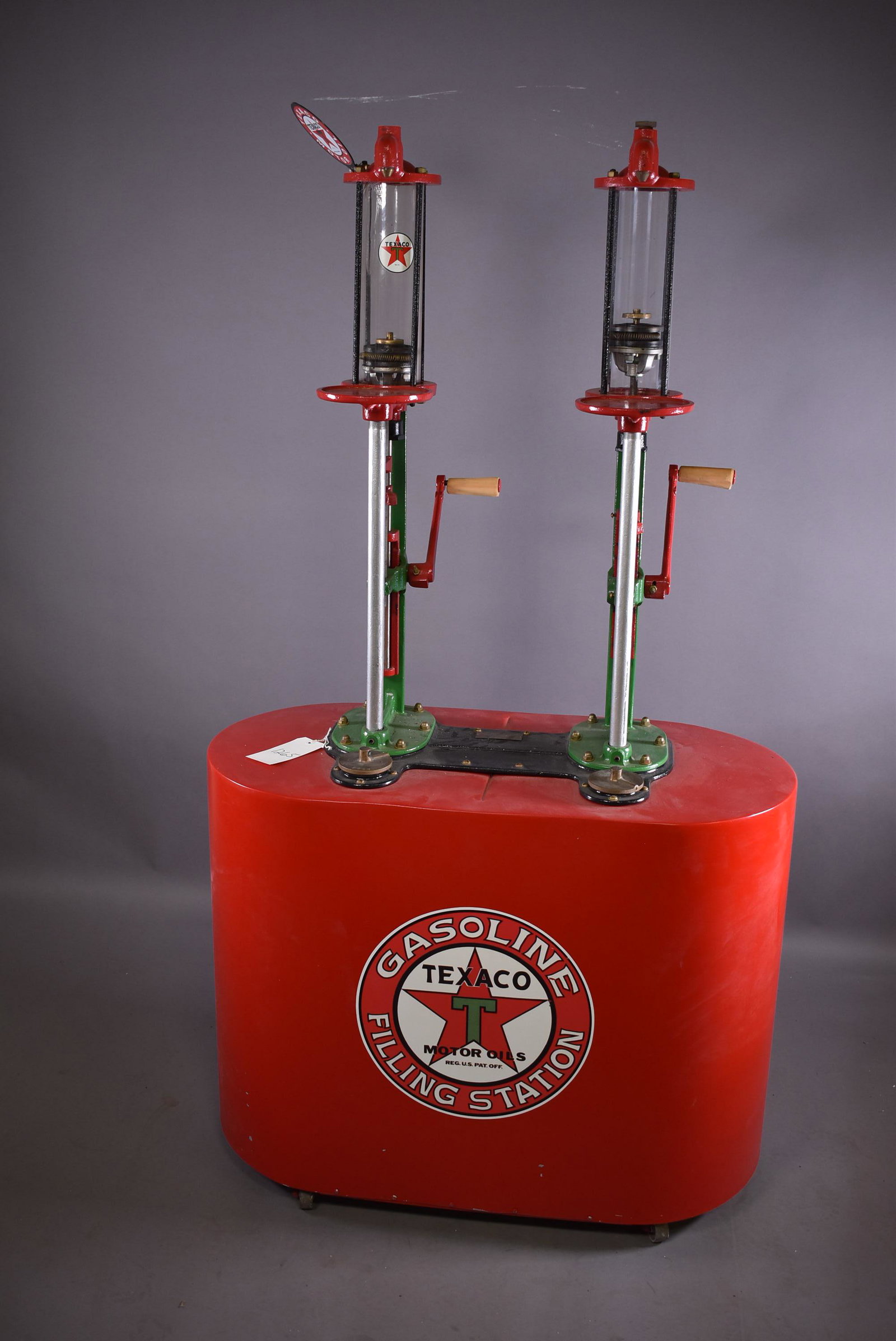 American Model #48, Two-Compartment Oil Lubster w/ (1 of 6)