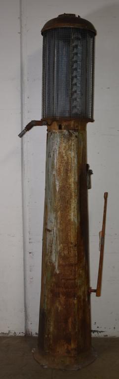 Butler Model #30 Ten Gallon Visible Gas Pump (1 of 3)