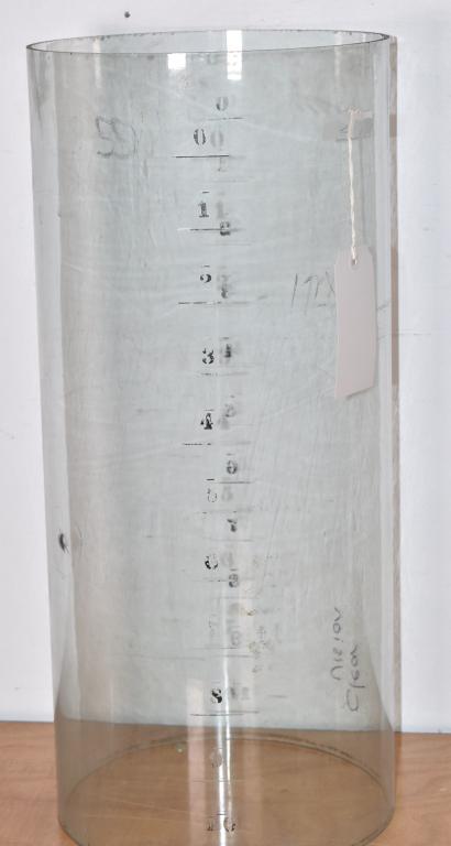 Ten Gallon Visible Gas Pump Cylinder Etched (1 of 2)