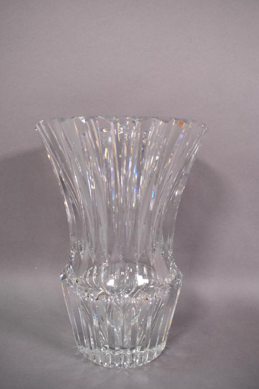 SIGNED BACCARAT VASE (1 of 4)
