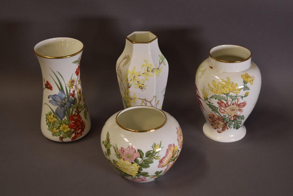 4 WEDGEWOOD HORTICULTURAL FLORAL VASES (1 of 1)