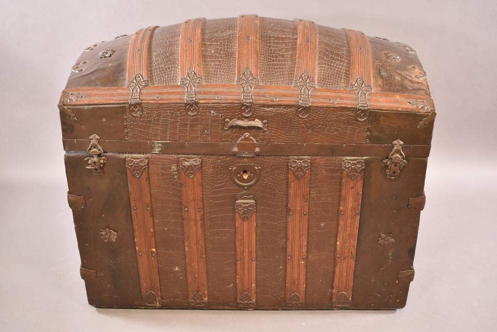 LARGE ANTIQUE HUMPBACK TRUNK: CEDAR LINED -- MISSING LEATHER STRAP ON ONE SIDE -- 37" x 22" x 32"