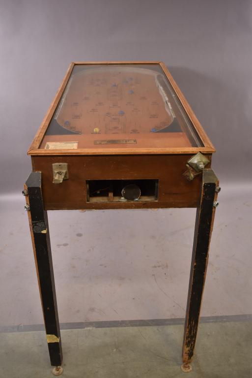 1934 PRE FLIPPER CONTACT PINBALL MACHINE: 27" x 64" x 46". BY PACIFIC AMUSEMENT. ORIGINAL CONDITION. SOLD IN AS FOUND CONDITION.