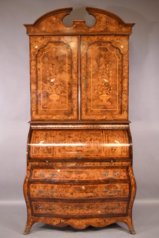 ITALIAN INLAID CYLINDER ROLL DESK: LOUIS XV STYLE & MARQUETRY INLAY OF GUISEPPE MAGGIOLINI STYLE. ROLL TOP DESK WITH FITTED COMPARTMENTS. MOTHER OF PEARL BIRD AND FLORAL INLAY. BOMBAY BASE WITH INTERIOR FIT DRAWERS AND FIT DESK. 3 LOWE
