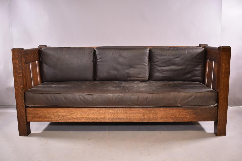 ARTS & CRAFTS SETTLE BY KARPEN FURNITURE CO. (1 of 11)