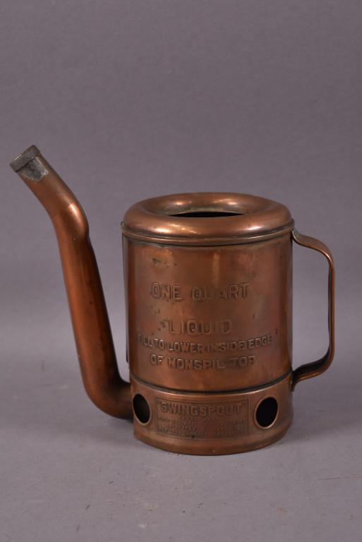 Swingspout Quart Copper Can Embossed Shell Logo (1 of 3)
