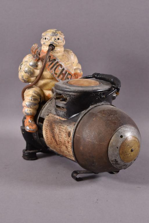 Small Michelin Man Air Compressor (1 of 6)